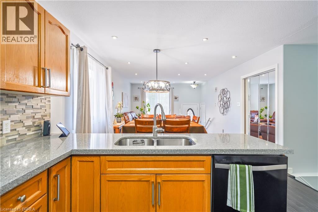 142 Marlborough Street — photo 11