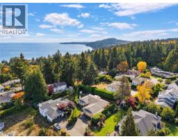 5179 Del Monte Ave, Saanich, BC V8Y1X3 Photo 44