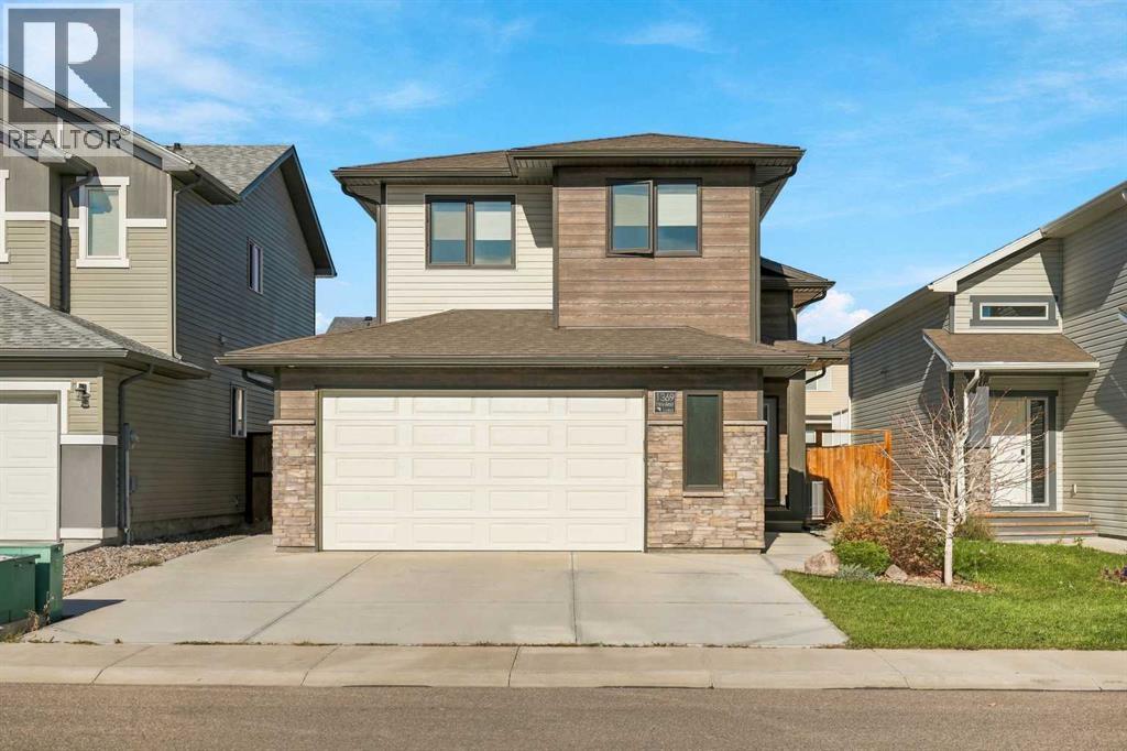 1369 Pacific Circle W, Lethbridge