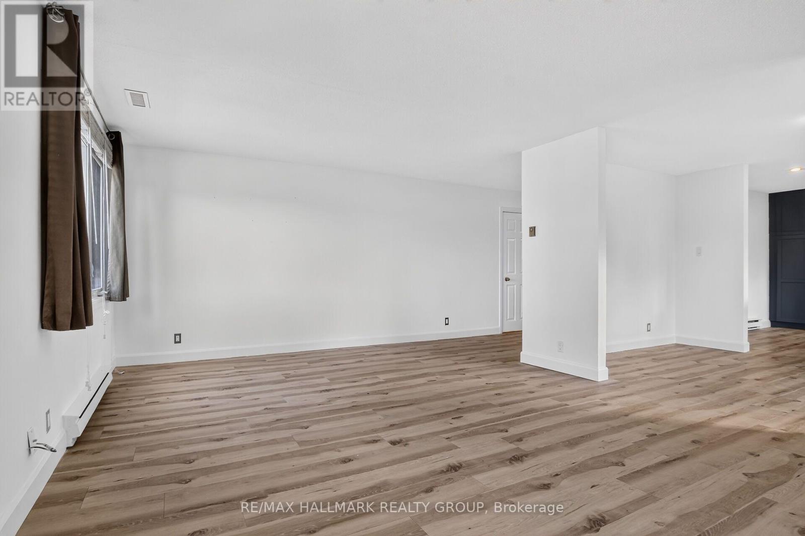 207 Stratas Court — photo 10