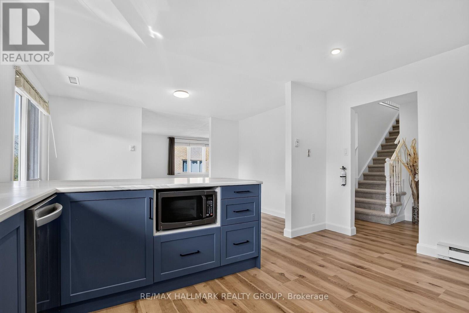 207 Stratas Court — photo 19