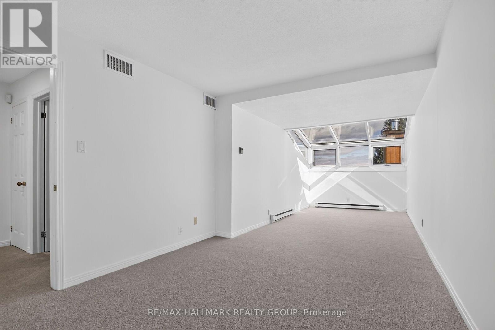 207 Stratas Court — photo 21
