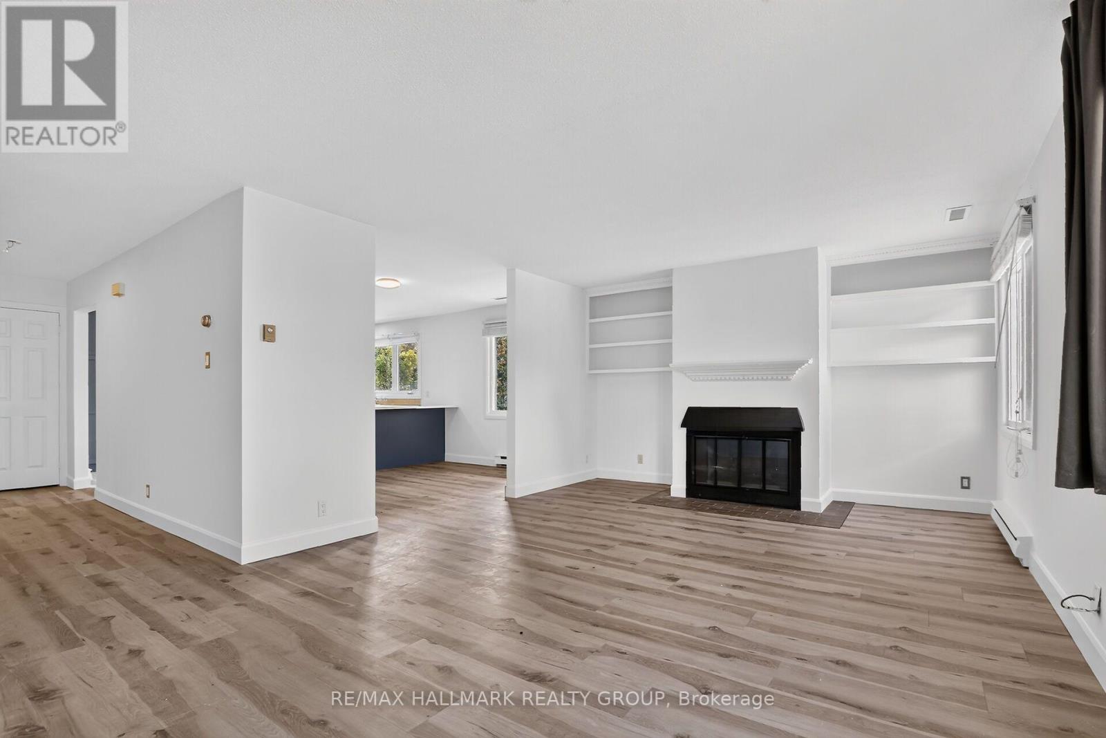 207 Stratas Court — photo 7
