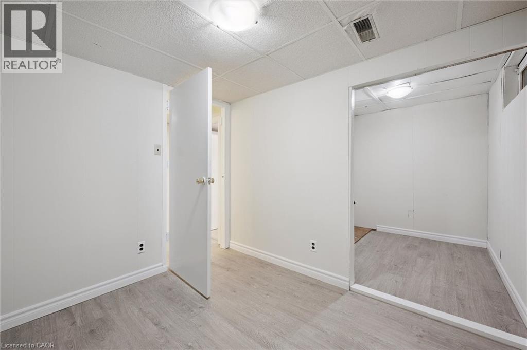 259 Thorncrest Drive — photo 34