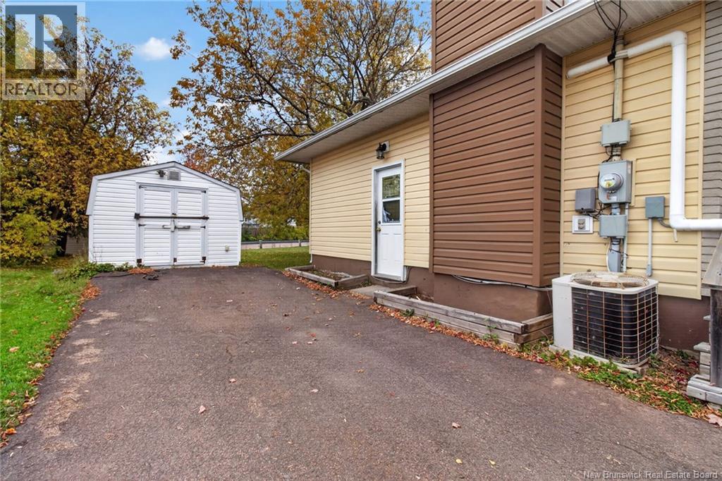 52 Boyd Street - 34