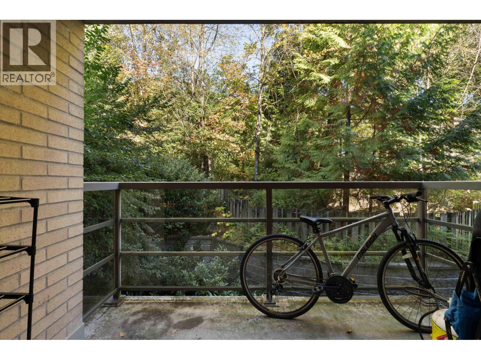 414 9319 UNIVERSITY CRESCENT, Burnaby - Image 1