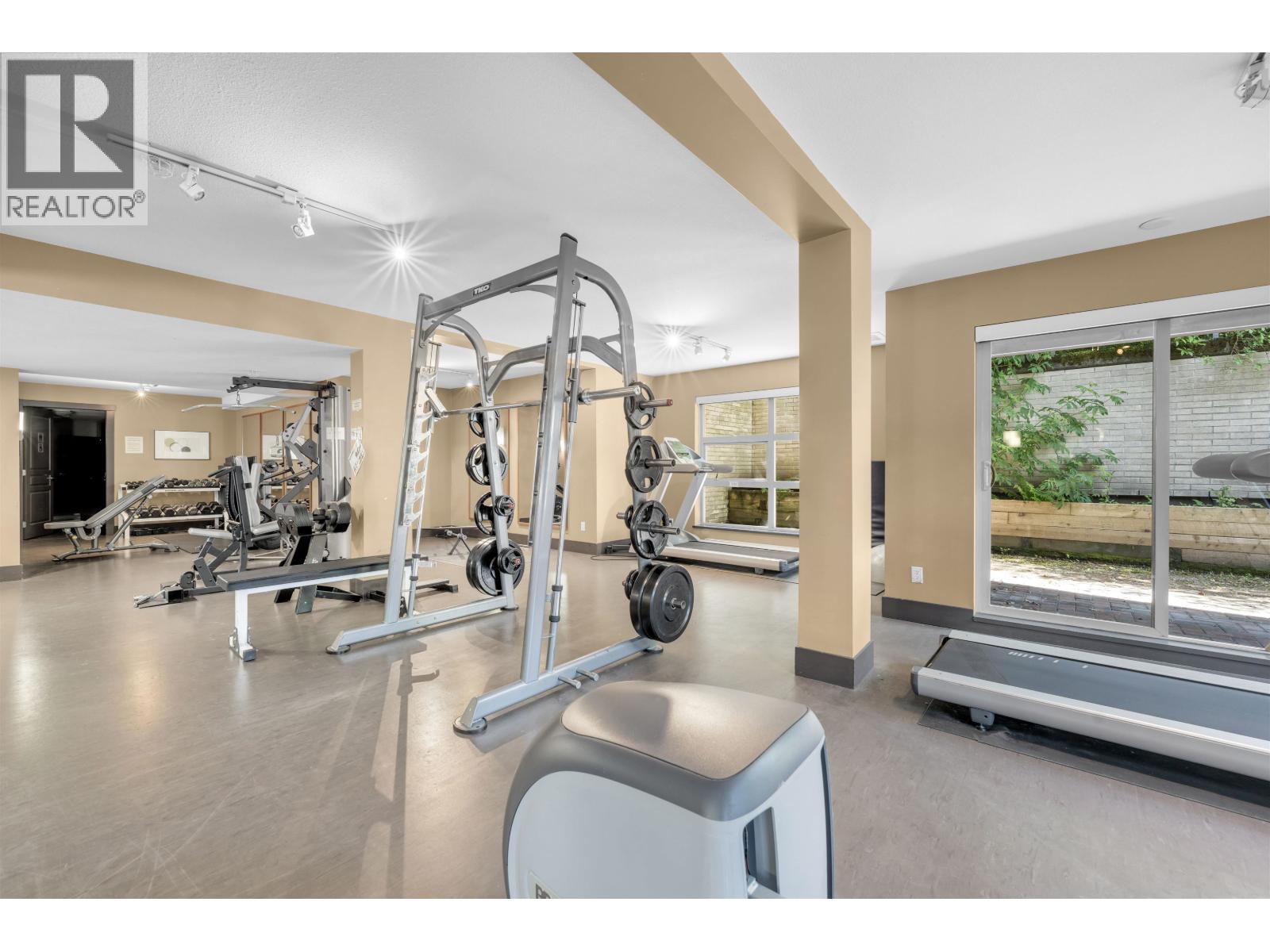 414 9319 UNIVERSITY CRESCENT, Burnaby - Image 1