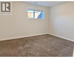 303 Coalbanks Boulevard W - photo 18