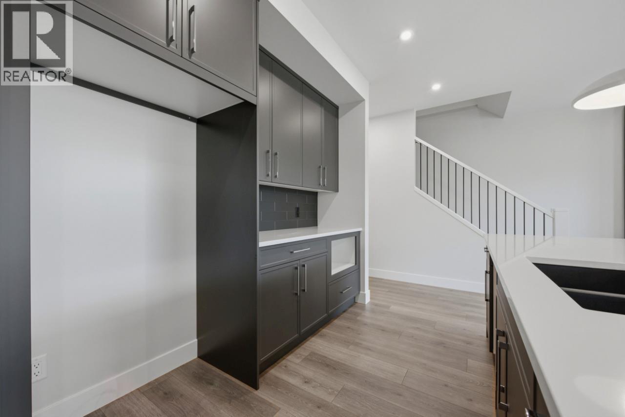 415 Arrowleaf Drive - 18