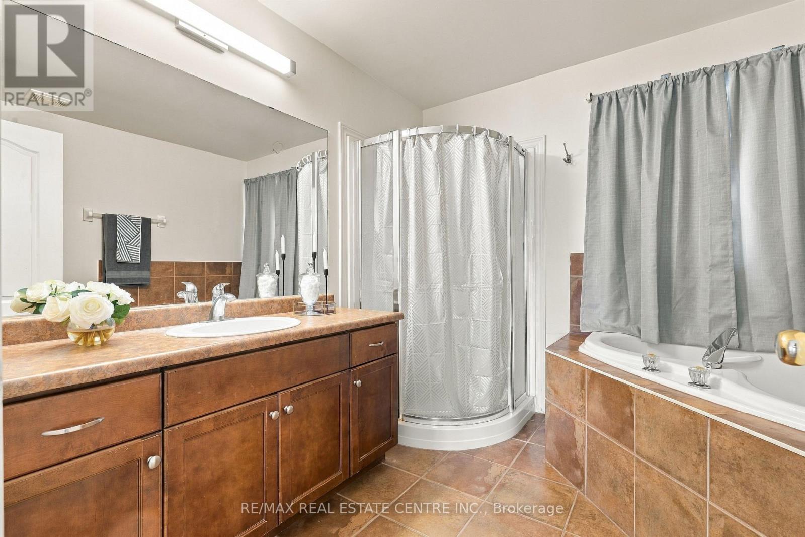 34 Mcmaster Road — photo 23