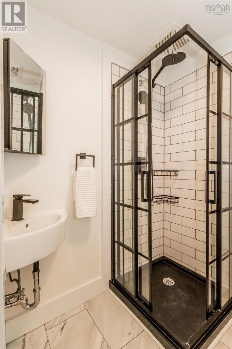 Property 20 of 33 of 29 Klondyke Street