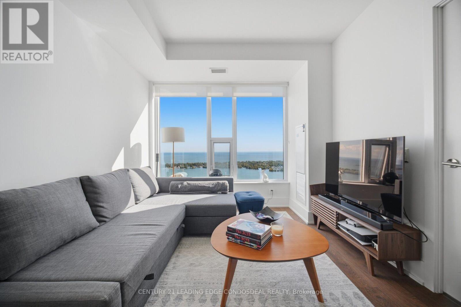 10 York Street — photo 15