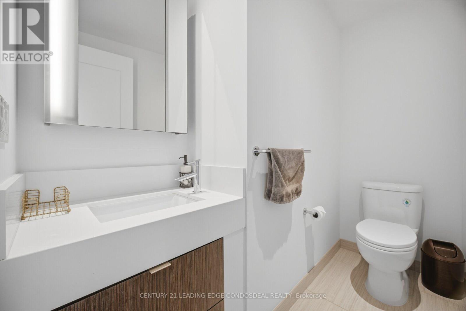 10 York Street — photo 19