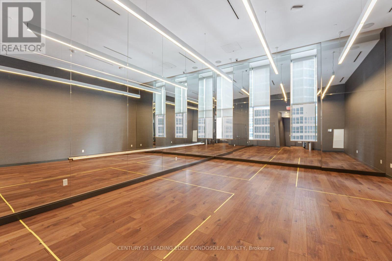 10 York Street — photo 29