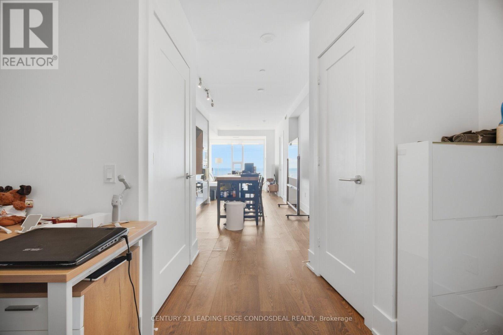 10 York Street — photo 7