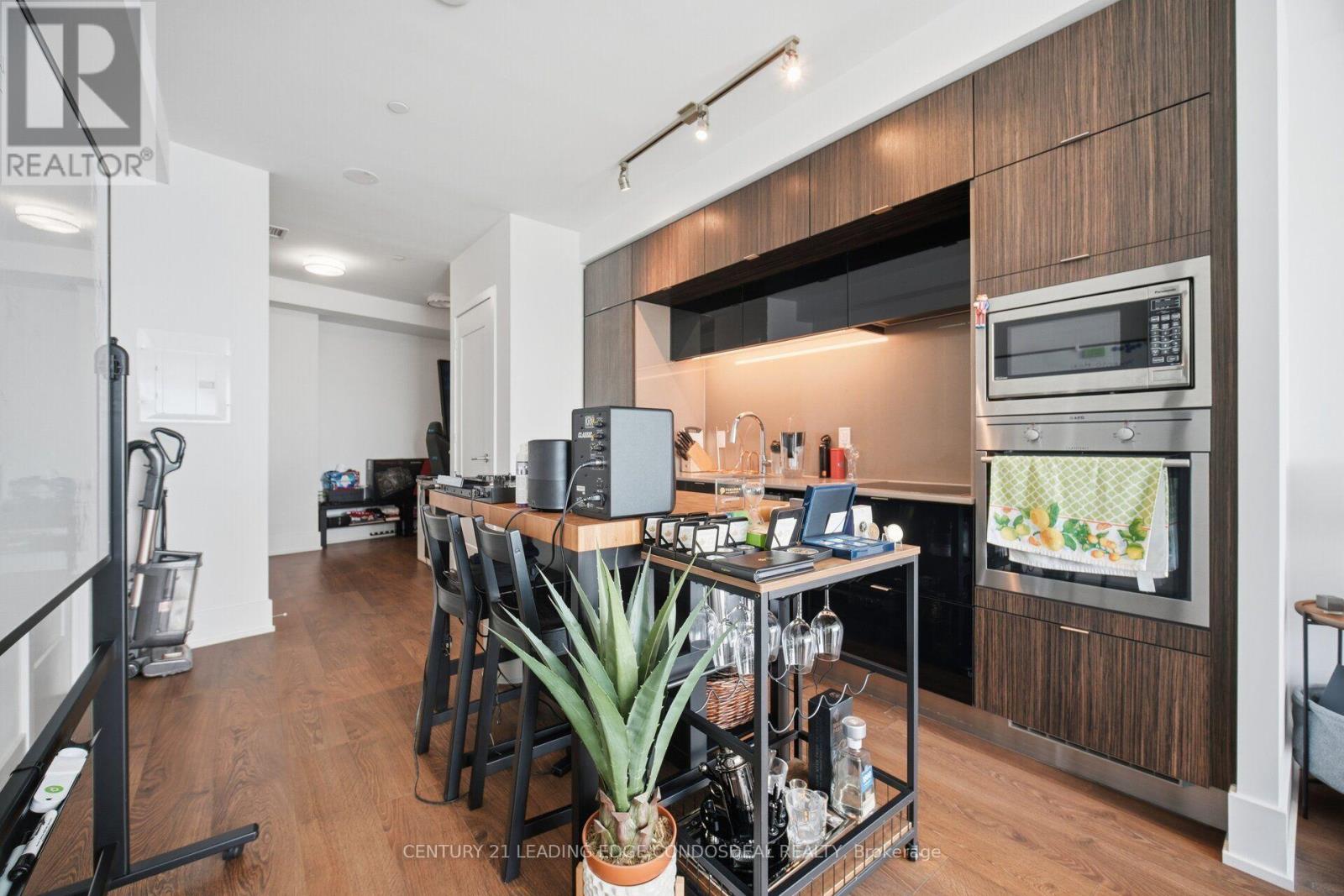 10 York Street — photo 8