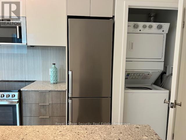 31 Tippett Road — photo 13