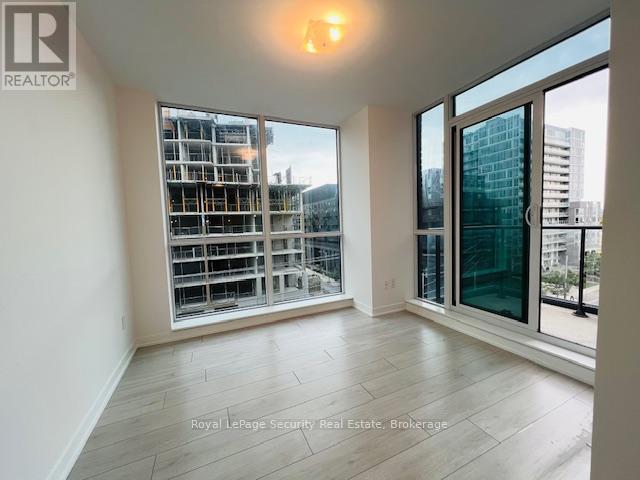 31 Tippett Road — photo 19