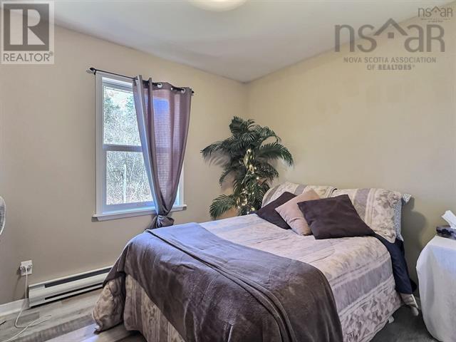 17 Menlow Court - 12
