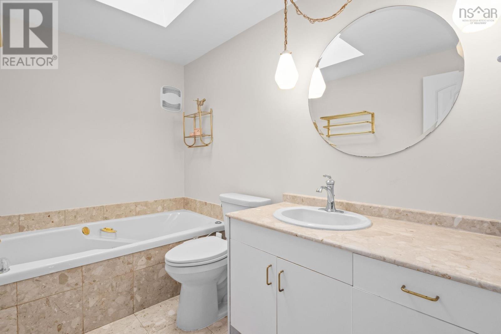 Property 22 of 40 of 127 Evans Avenue