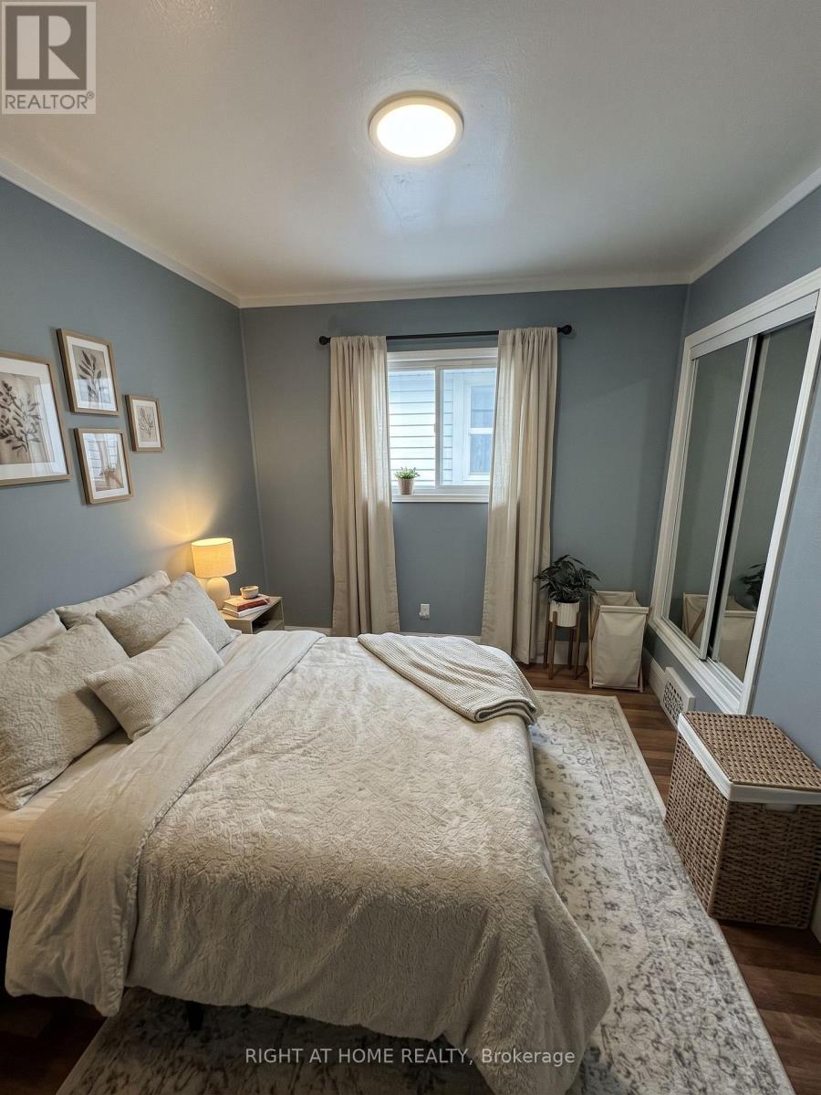 683 MORTIMER AVENUE - 8