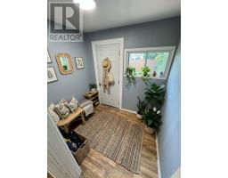 683 Mortimer Avenue, Toronto, ON M4C2K1 Photo 18