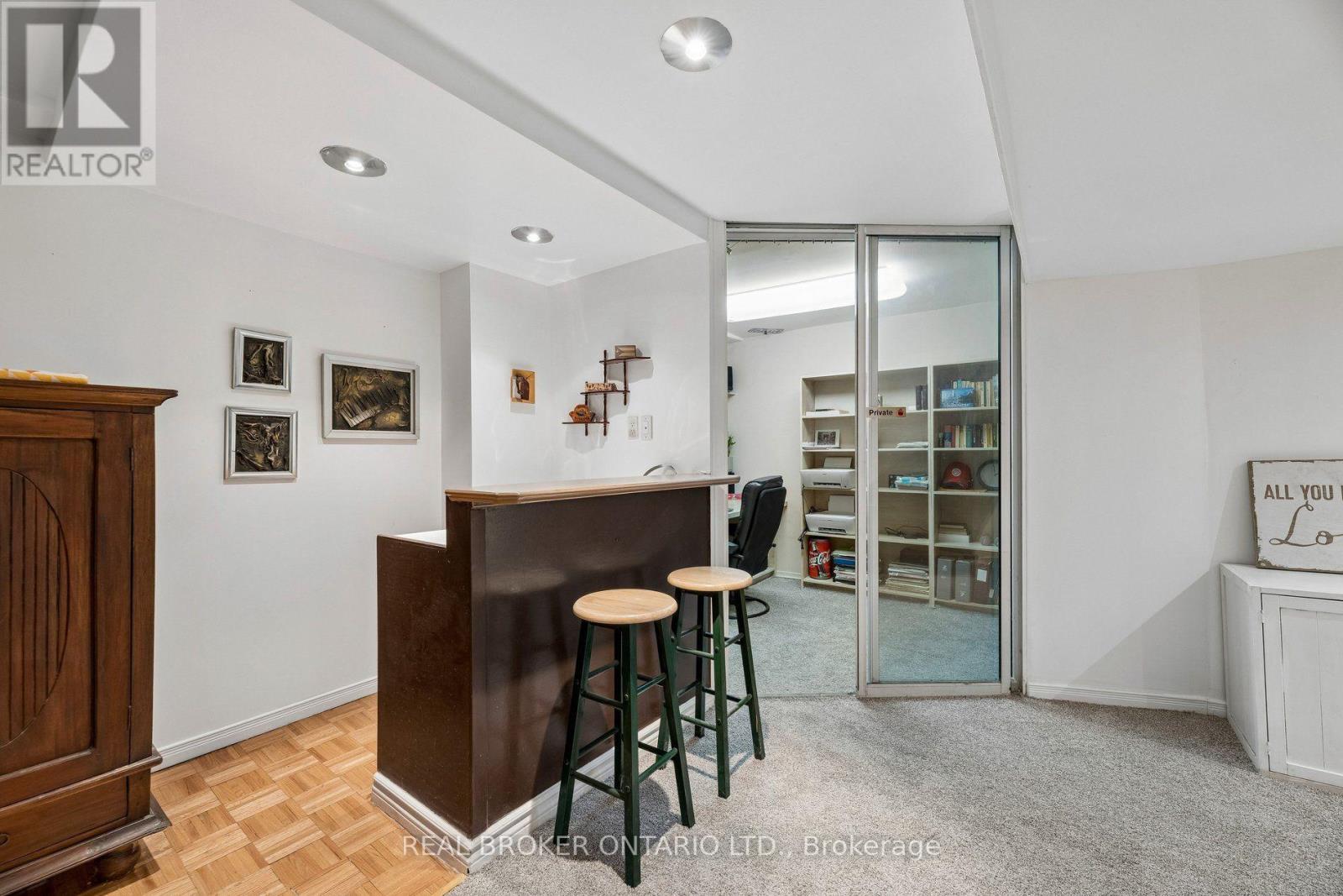 22 Ravenscroft Road, Ajax, ON photo 38