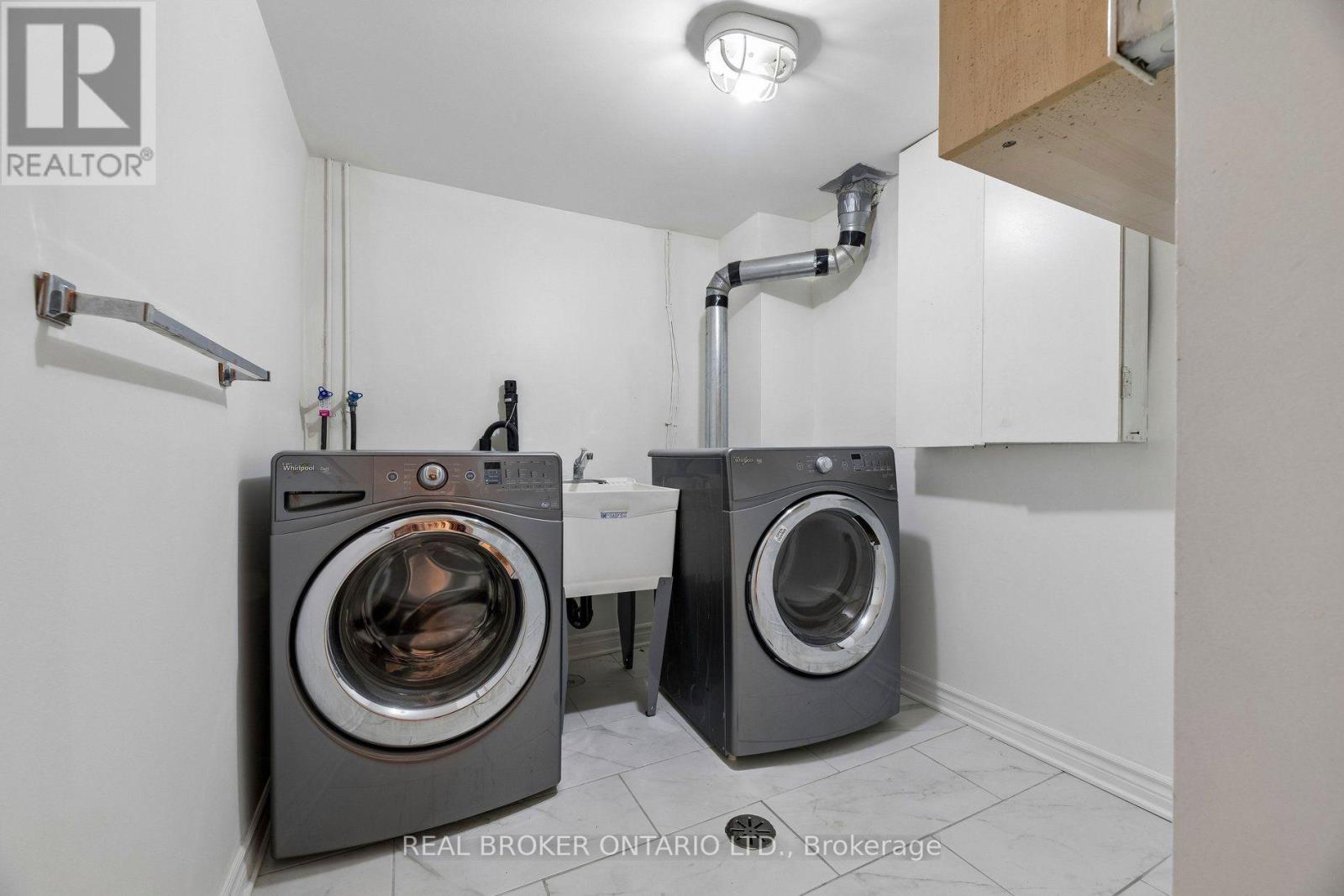 22 RAVENSCROFT ROAD - 41