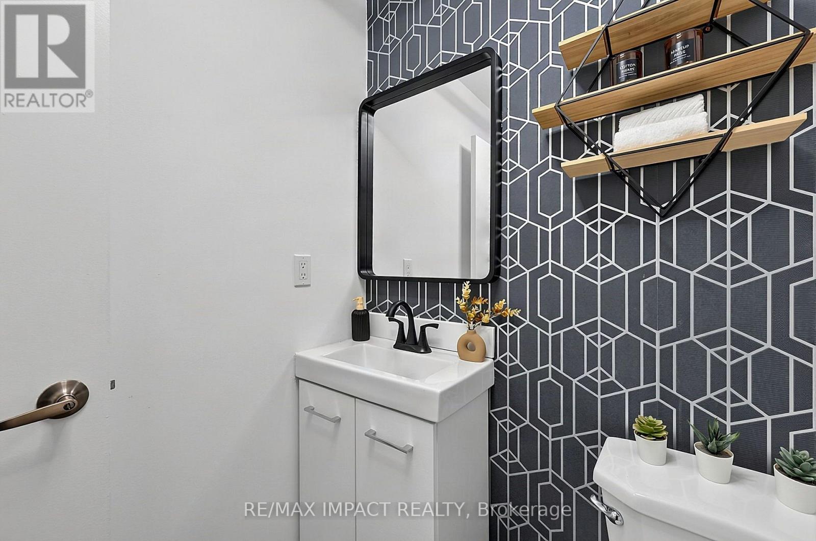 74 Yorkville Drive — photo 19
