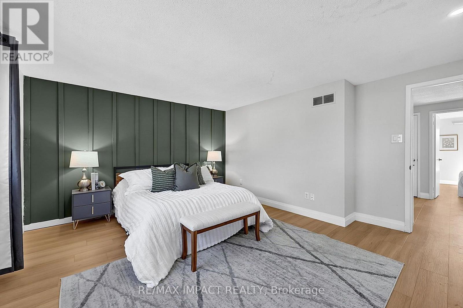 74 Yorkville Drive — photo 23