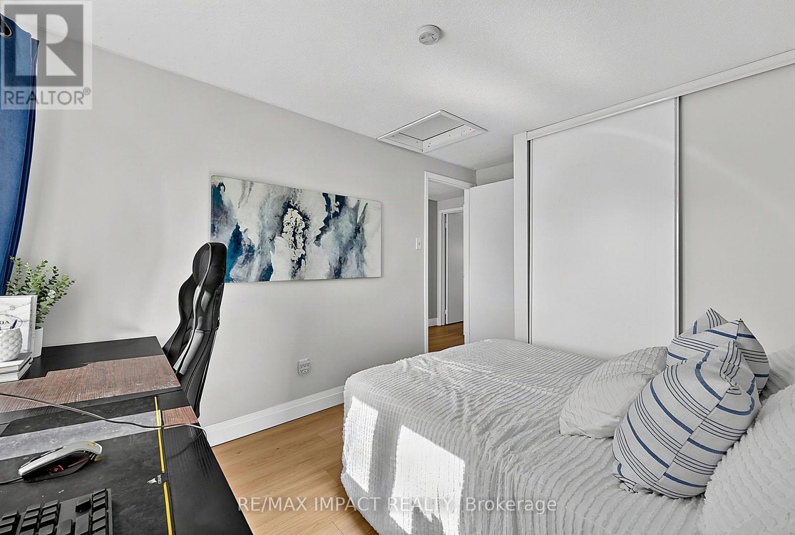 74 Yorkville Drive — photo 28