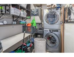 113 918 Roderick Avenue, Coquitlam, BC V3K1R1 Photo 12