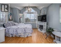 113 918 Roderick Avenue, Coquitlam, BC V3K1R1 Photo 8