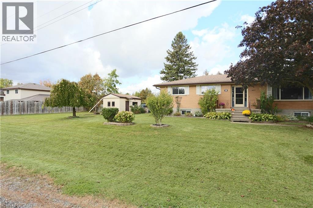 18 WALDAU Crescent - 27