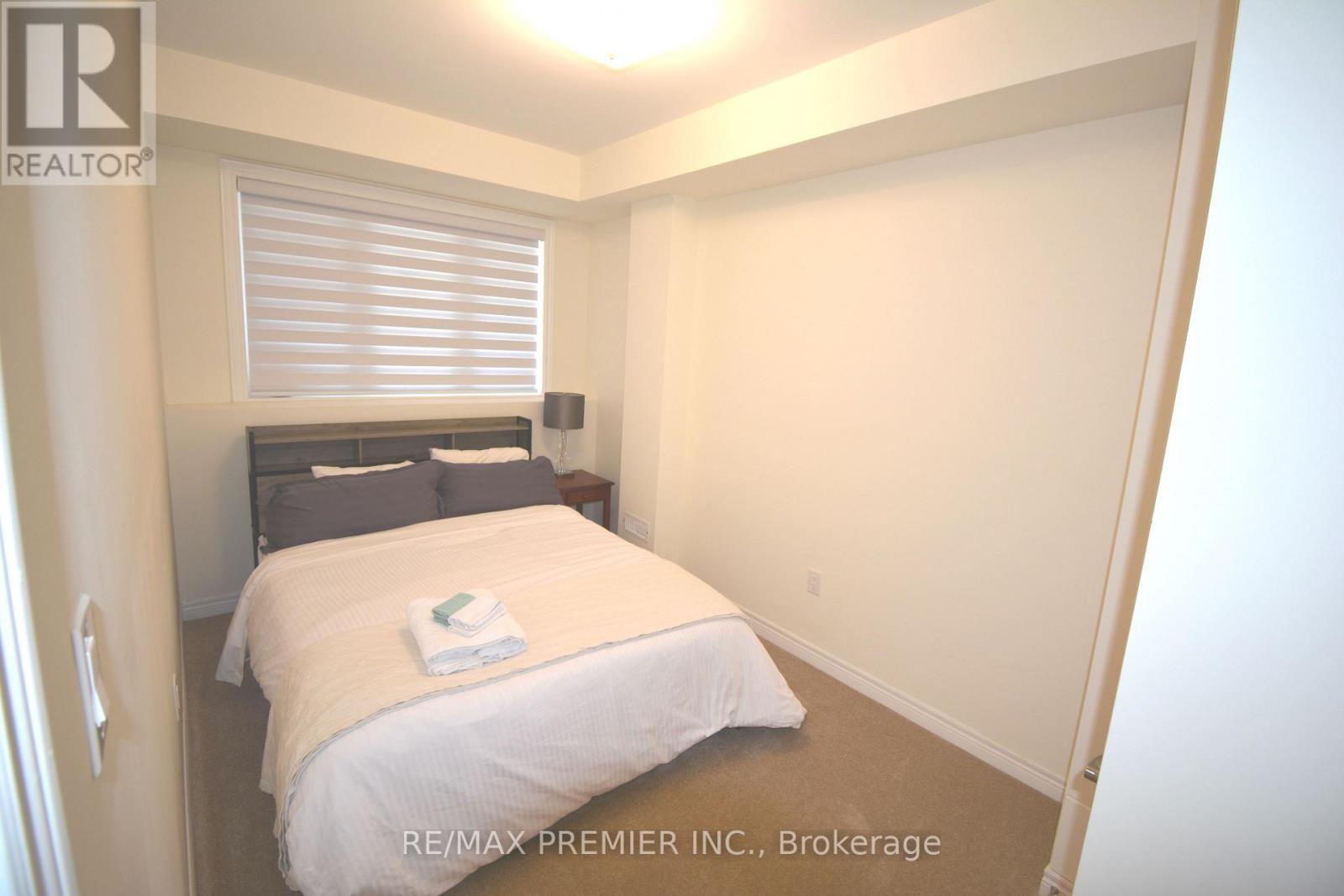 101 Kinloss Street — photo 27