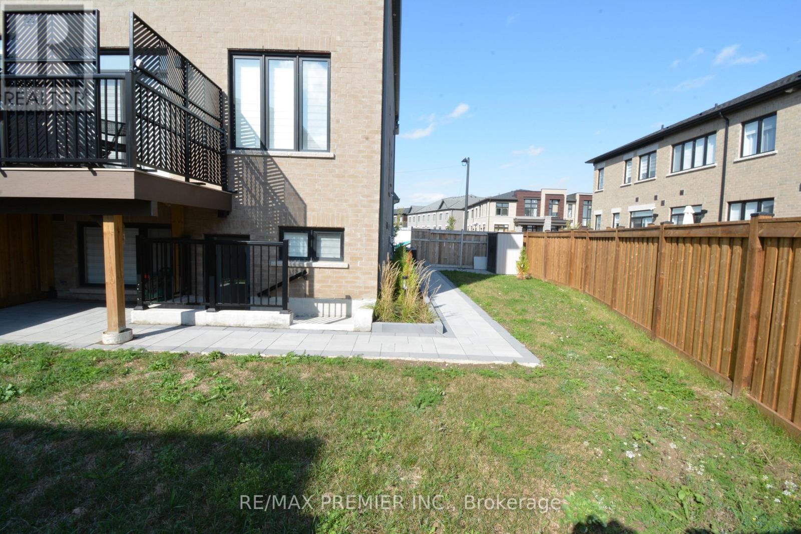101 Kinloss Street — photo 30