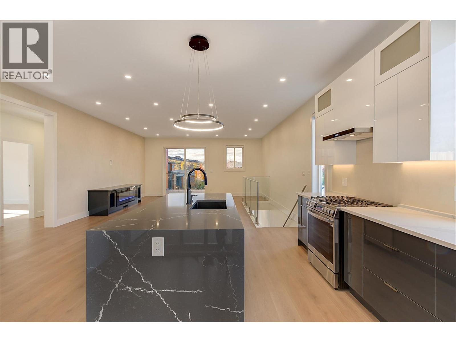 5084 Twinflower Crescent - 9