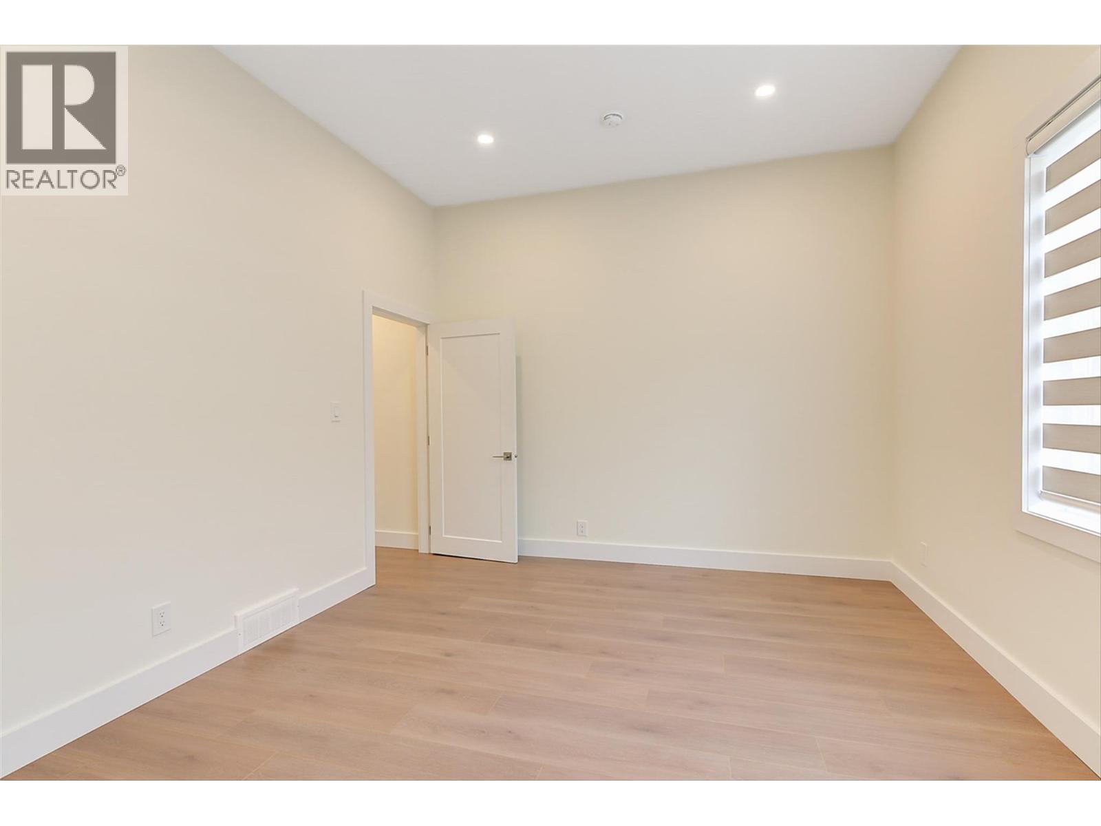 5084 Twinflower Crescent - 63