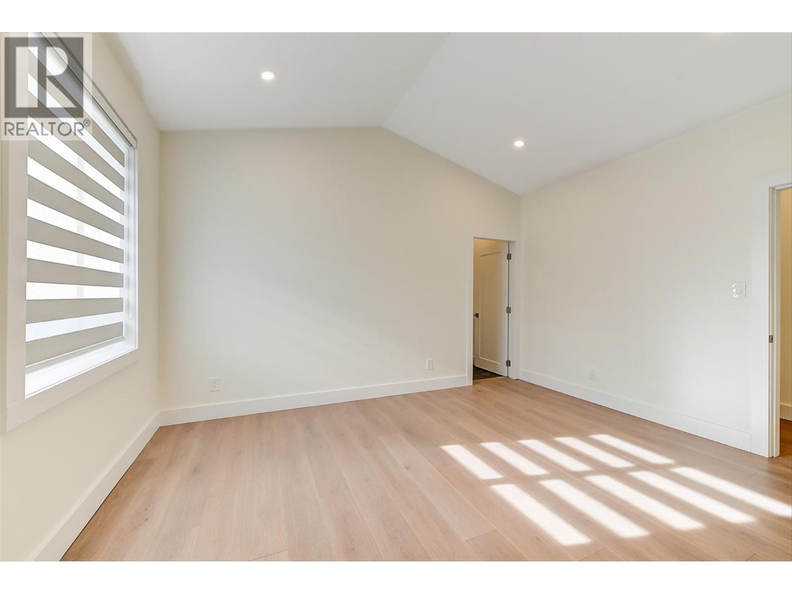 5084 Twinflower Crescent - 58