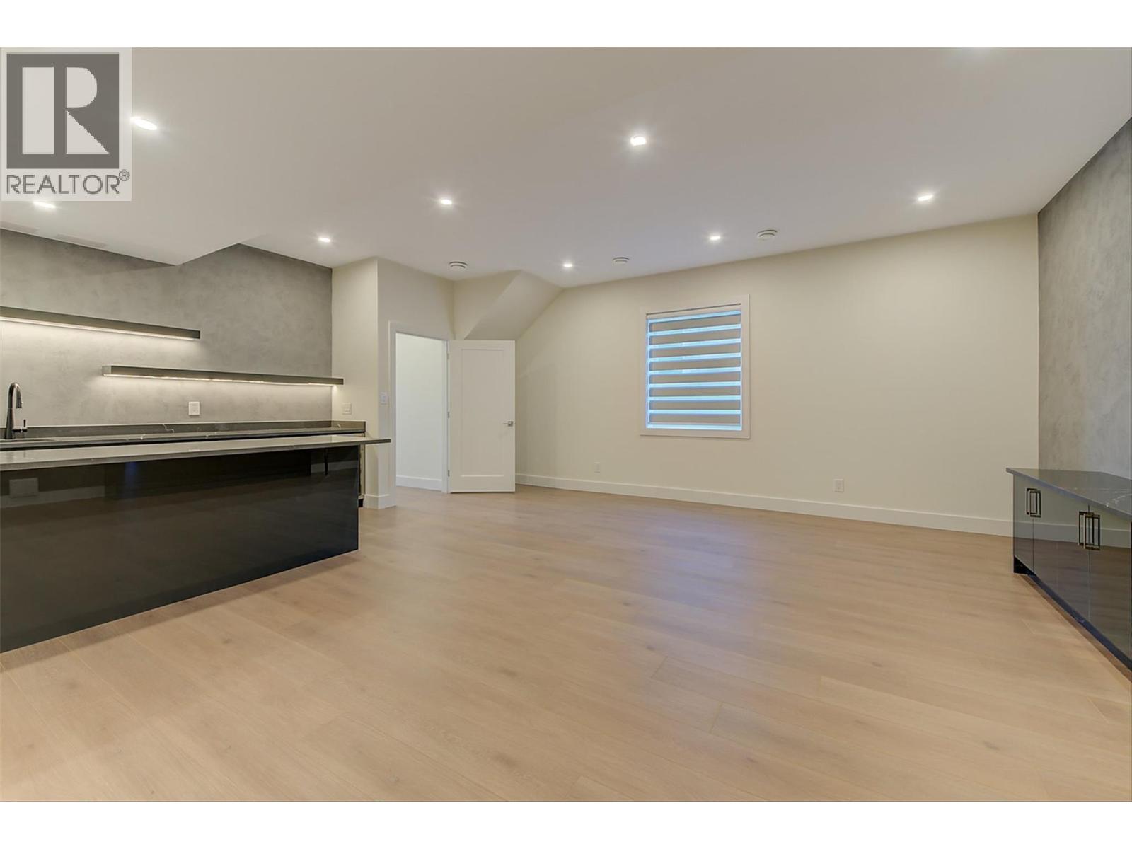 5084 Twinflower Crescent - 69