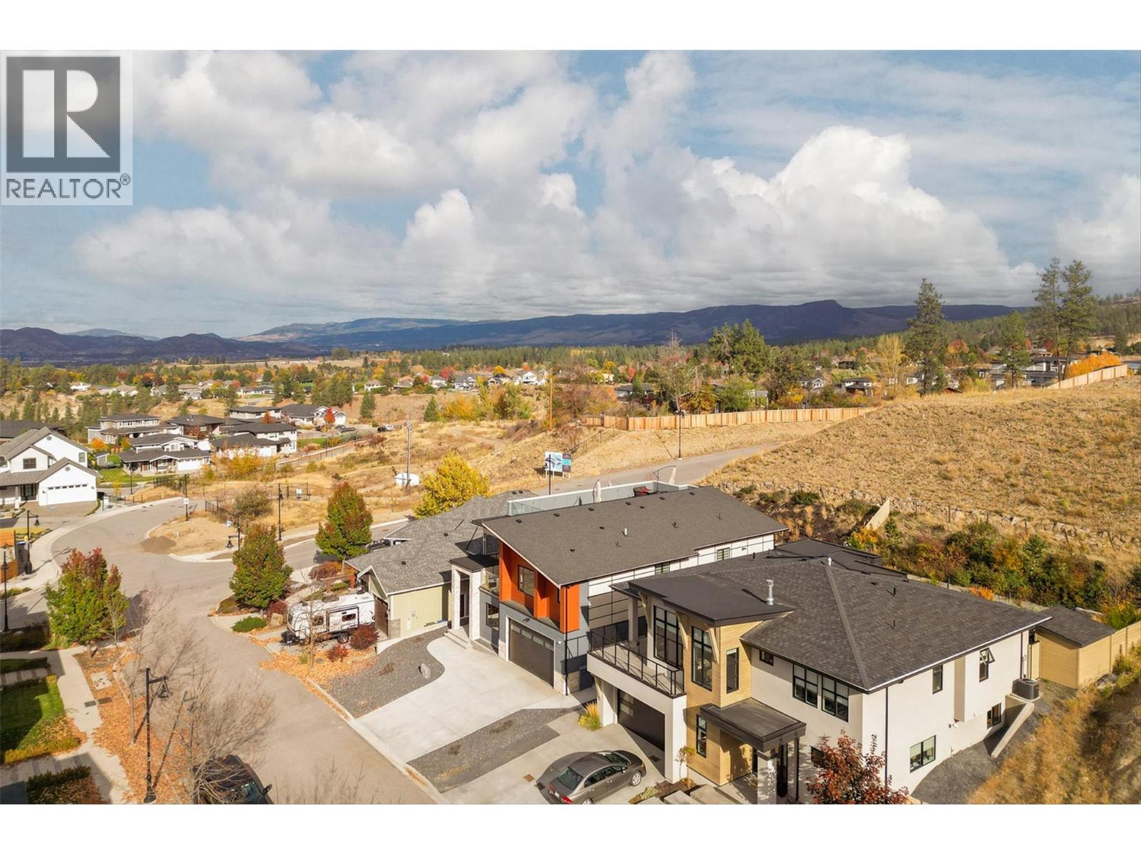 5084 Twinflower Crescent - 89
