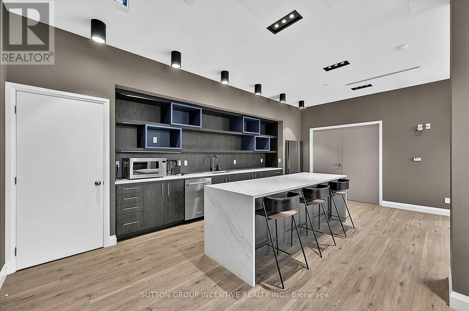 58 Lakeside Terrace — photo 8
