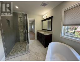 1 Buman Court, Barrie, ON L4N0L3 Photo 16