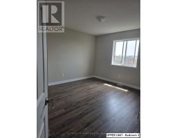 Kitchen - 329 Edgehill Drive, Barrie, ON L4N9X5 Photo 10