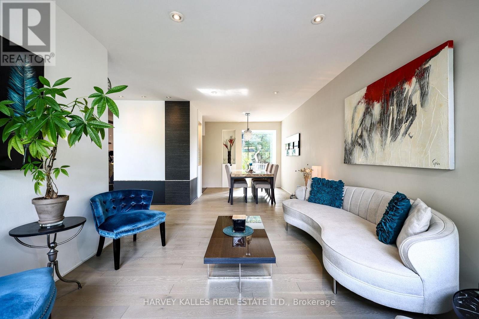90 Berkinshaw Crescent — photo 10