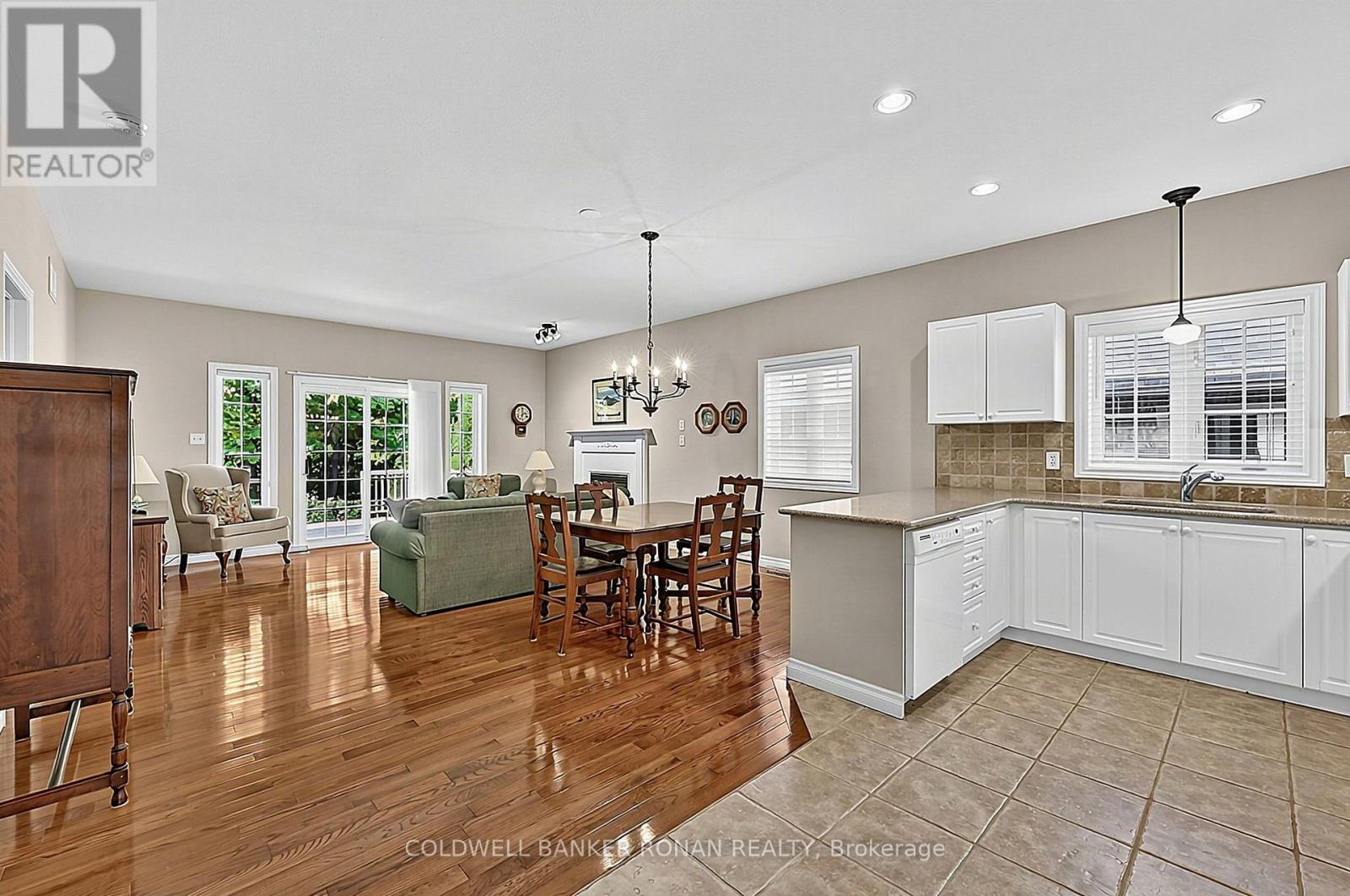 5 HILLIARD COURT, Caledon (Caledon East) — photo 4