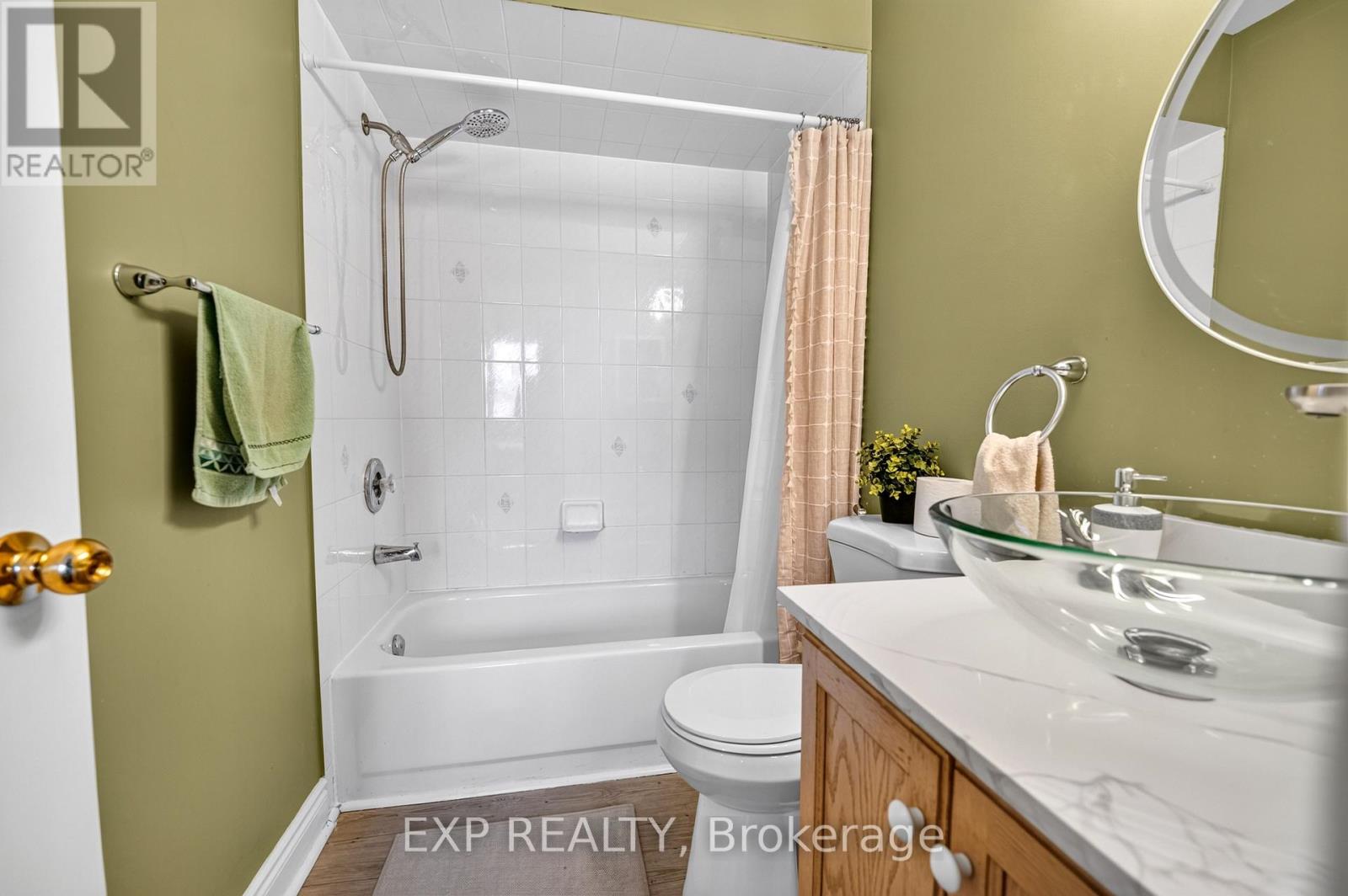 #77 35 MALTA AVENUE - 17