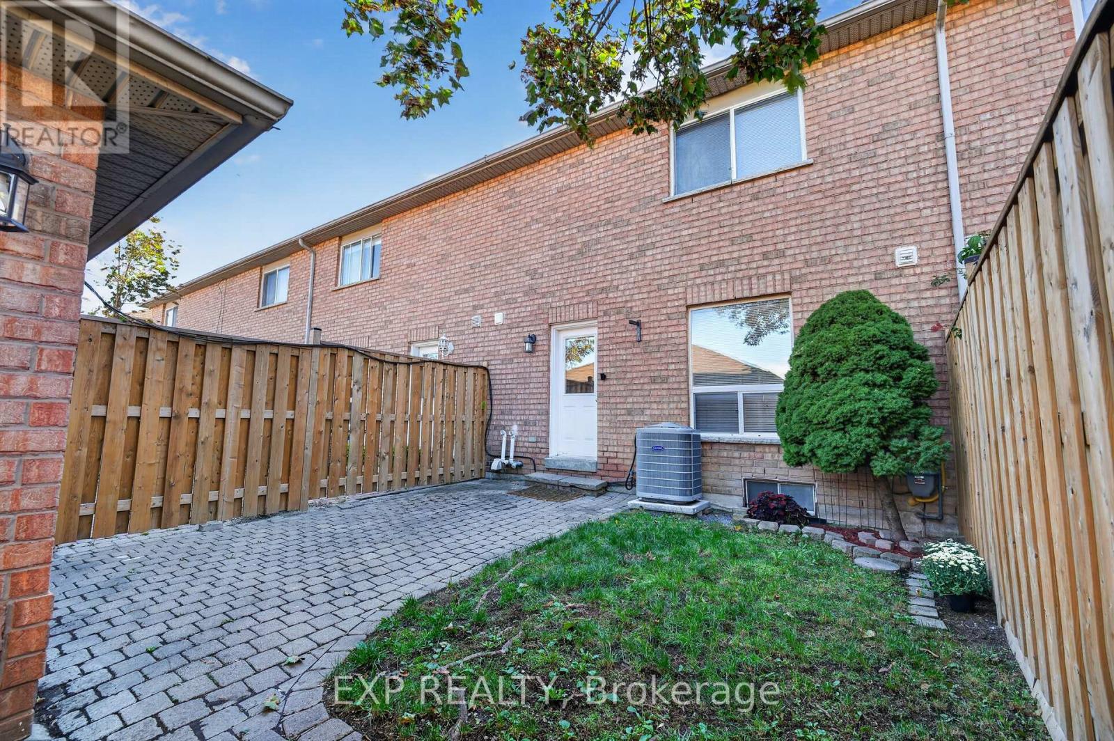 77- 35 Malta Avenue, Brampton, ON photo 32