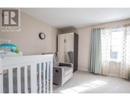 2308 Whistling Springs Crescent, Oakville, ON L6M0C5 Photo 15