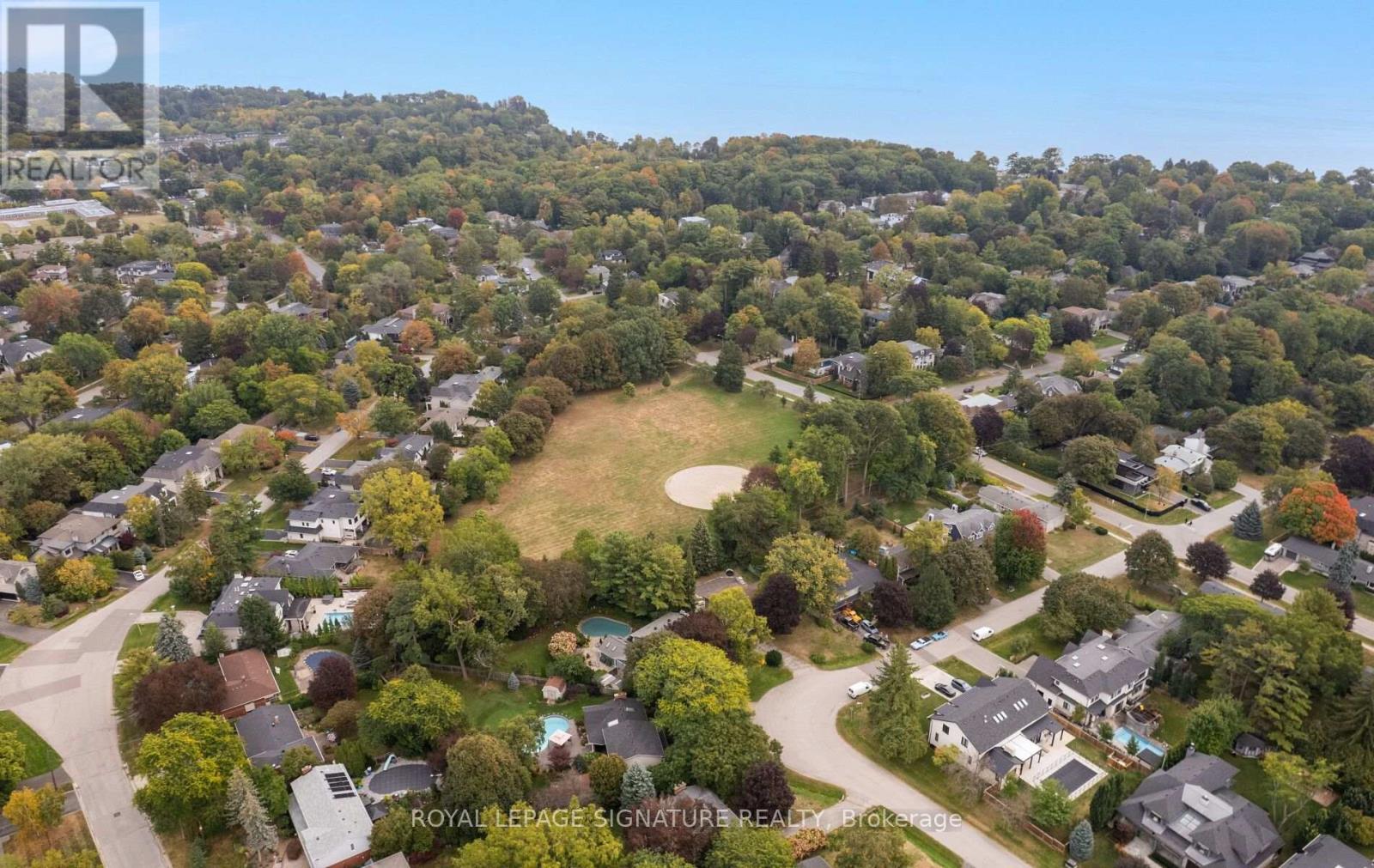 251 Third Line, Oakville, ON photo 45